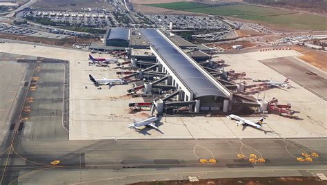 larnaca airport arrivals